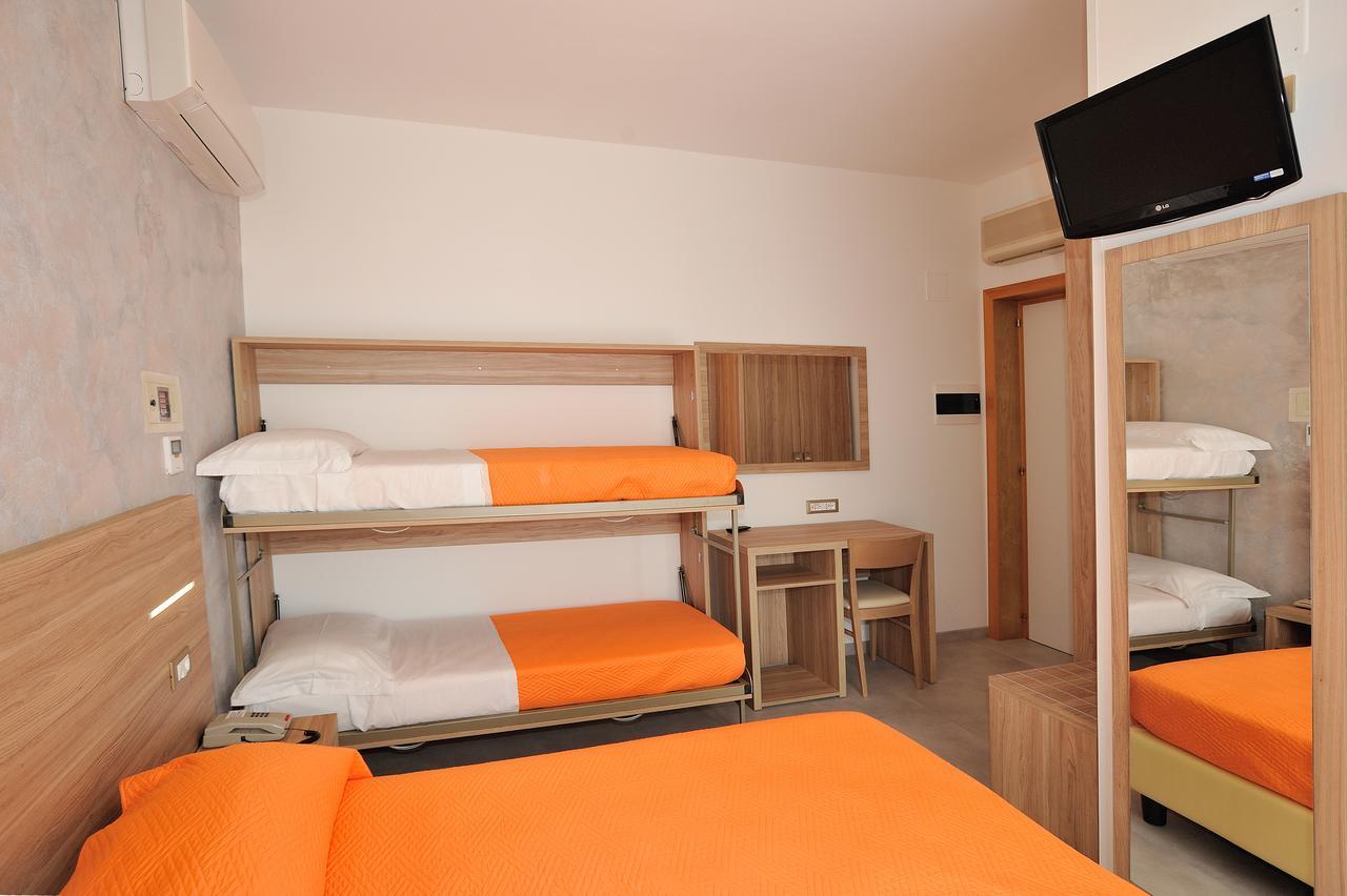 Hotel Lidia Alba Adriatica Εξωτερικό φωτογραφία