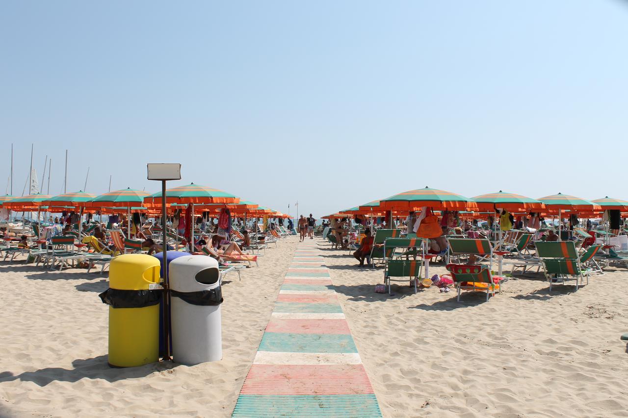 Hotel Lidia Alba Adriatica Εξωτερικό φωτογραφία