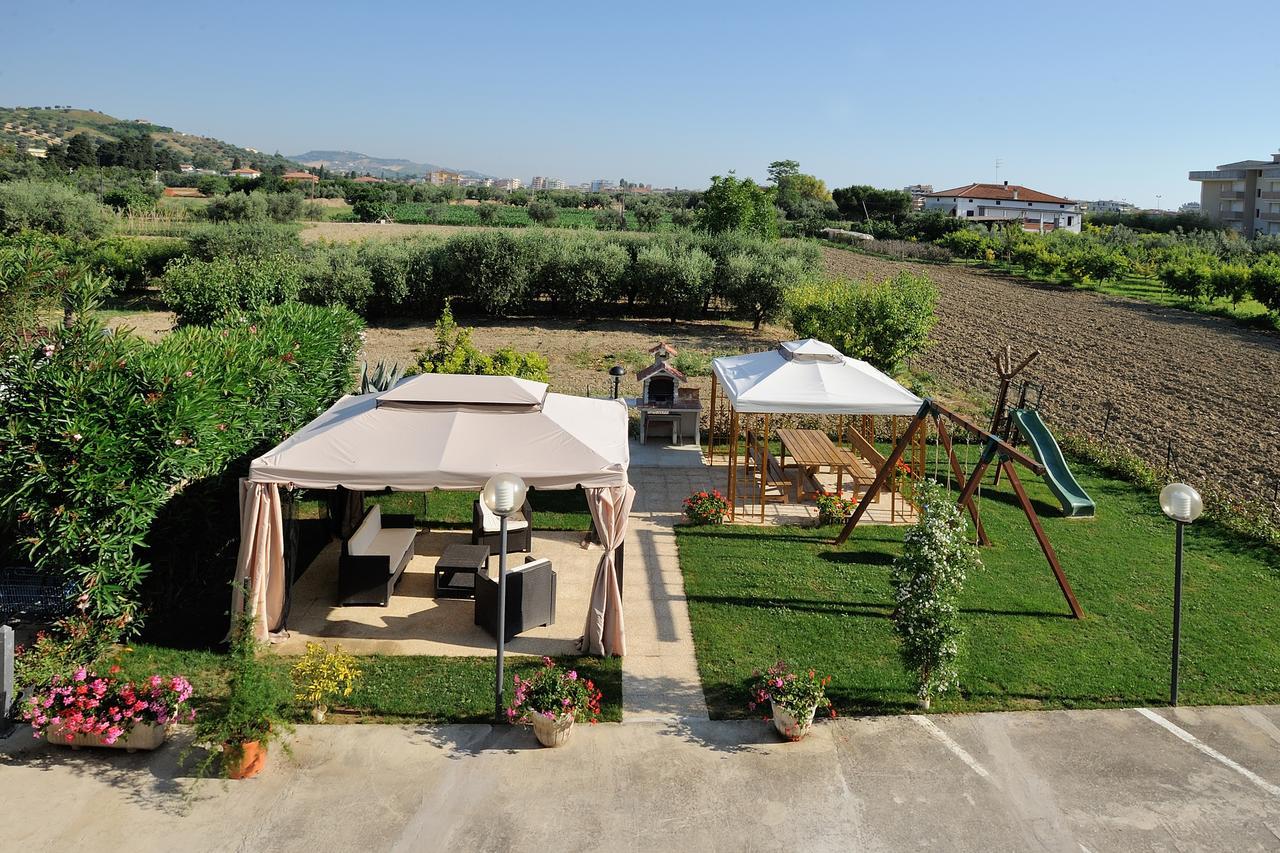 Hotel Lidia Alba Adriatica Εξωτερικό φωτογραφία